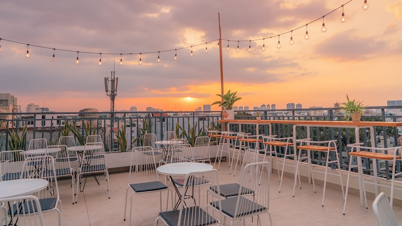 Nang Coffee - The rooftop area is the highlight of this cafe