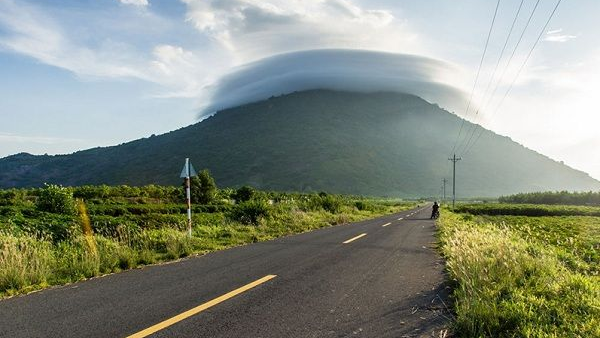 Ba Den Mountain