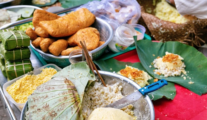 Xôi Lá Sen Tân Bình – 35 Ngô Thị Thu Minh Street, Tân Bình District