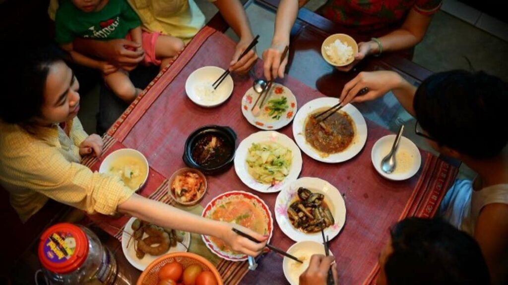 Do not use personal utensils in shared dishes