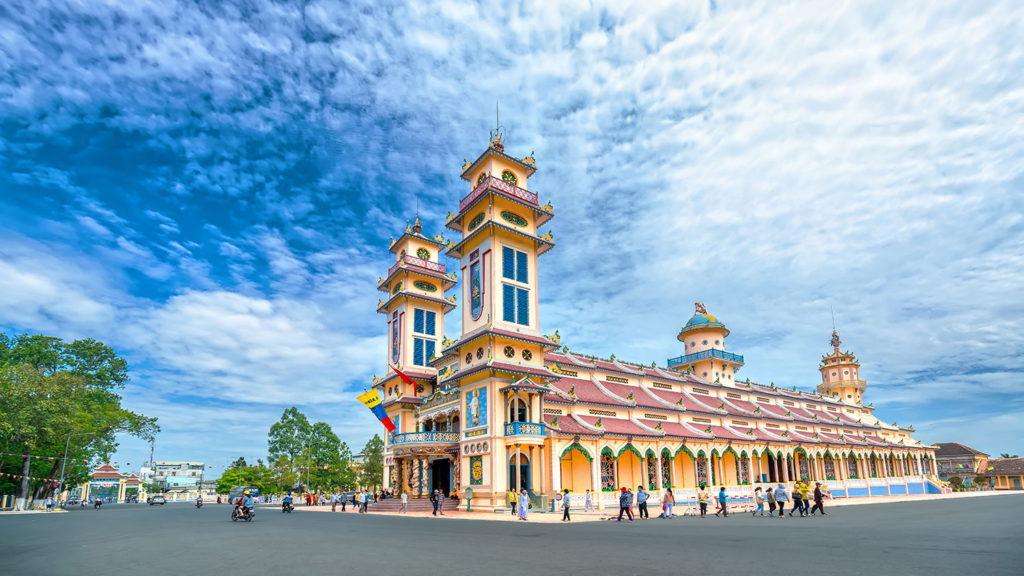 Cao Dai Temple