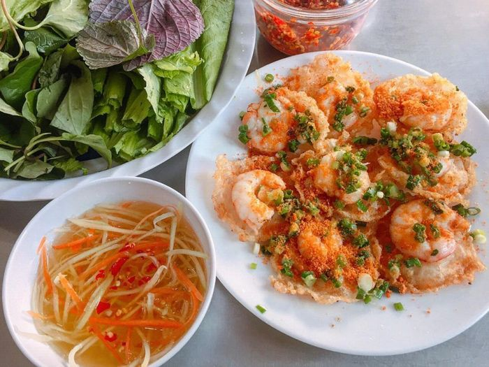 Bánh Khọt Cô Hoàng Vũng Tàu – 1159 Trần Hưng Đạo Street, District 5