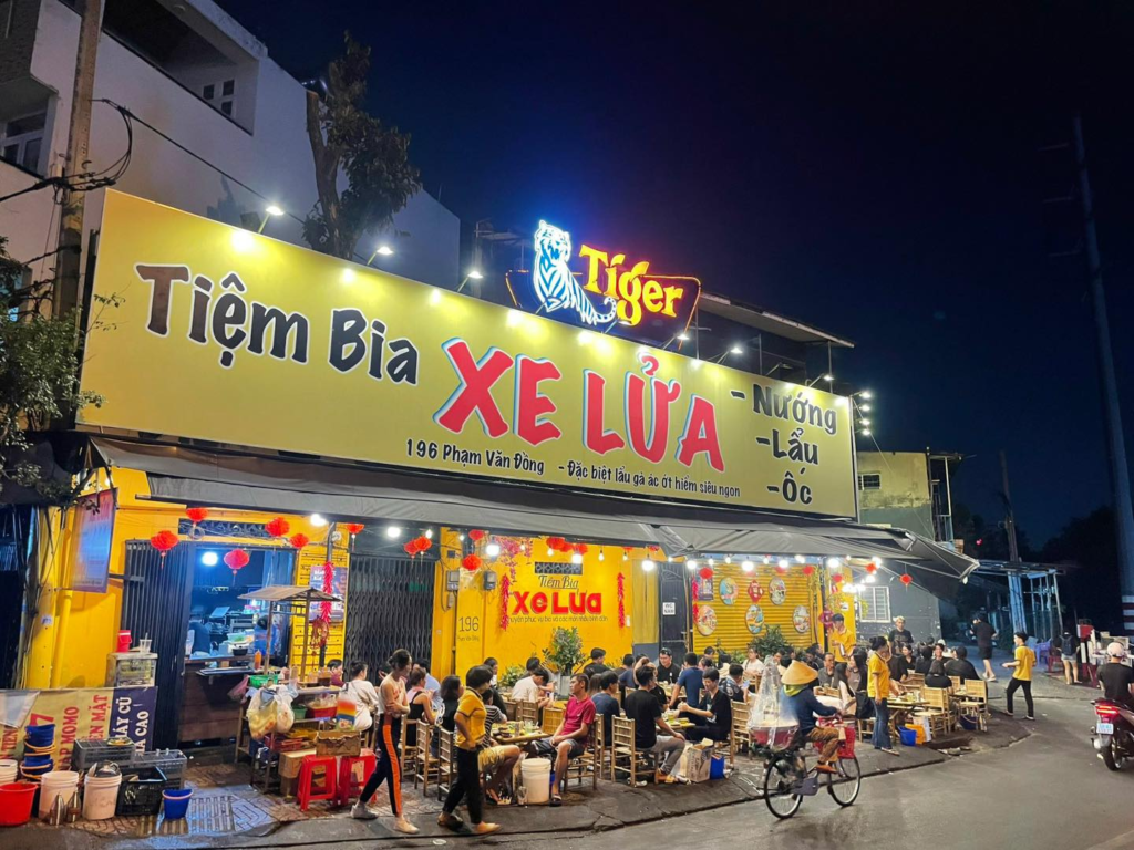 Train Track Beer Spot in Saigon – A Hidden Local Experience You Shouldn’t Miss