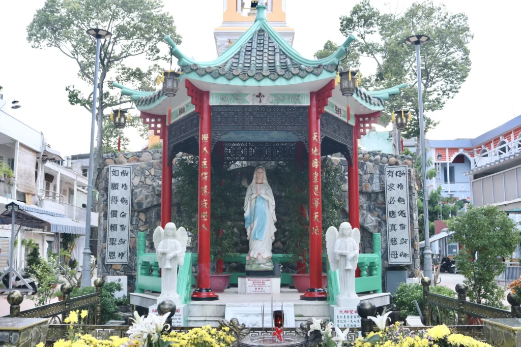 Cha Tam Church, Western, Chinese design 