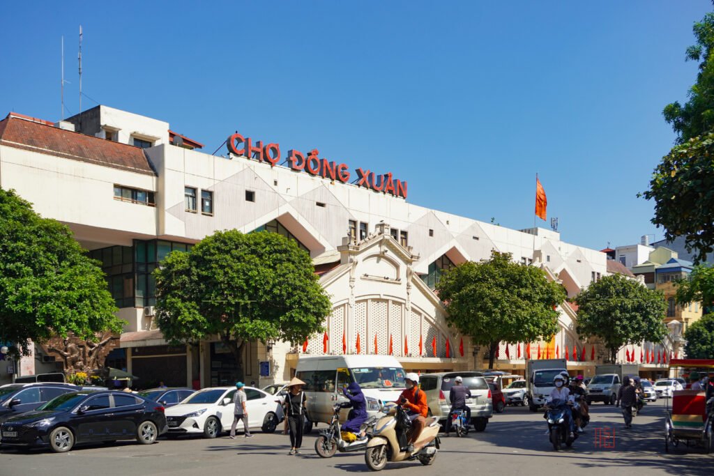 At the northern end of the Old Quarter stands Đồng Xuân Market, Hanoi’s largest and oldest covered market.
