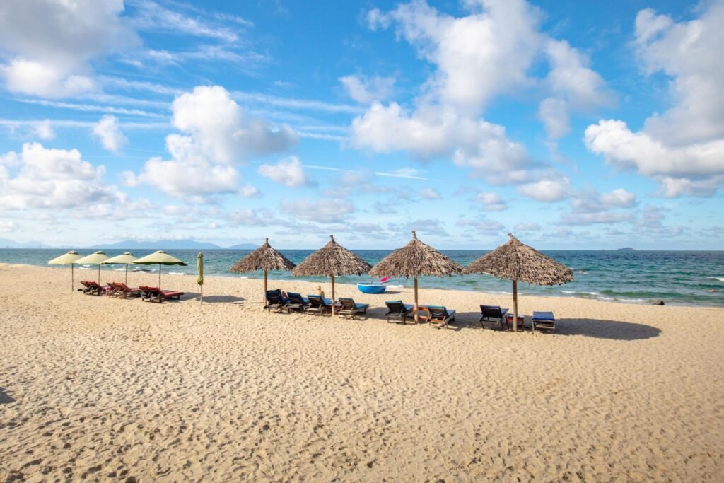 An Bang Beach is one of Hoi An’s most beloved coastal destinations, known for its pristine shoreline, laid-back vibe, and stunning views of the East Sea.