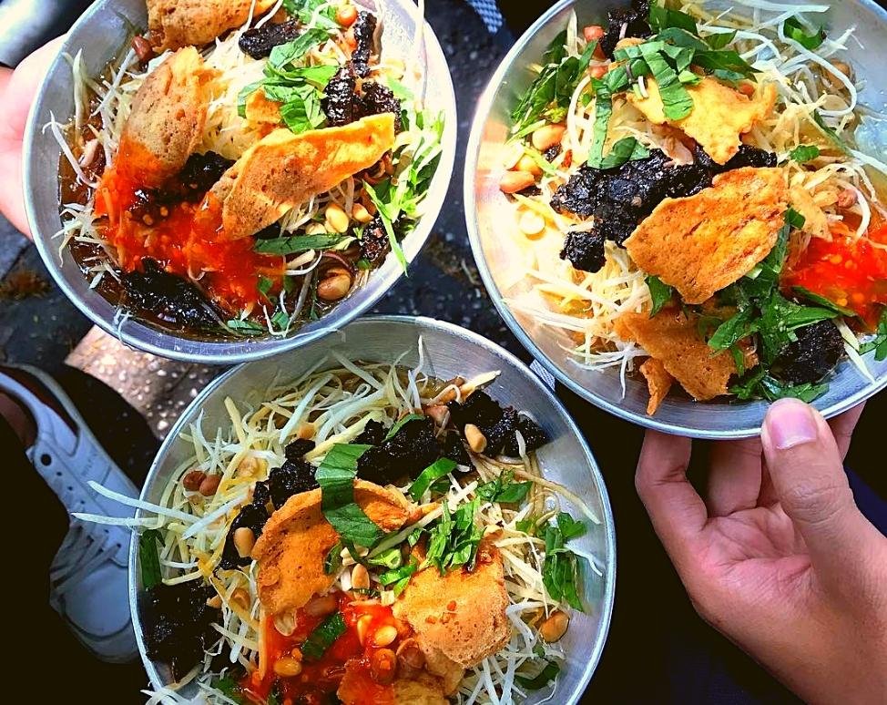 Vietnamese Beef Jerky Salad – Saigon’s Famous Street Snack