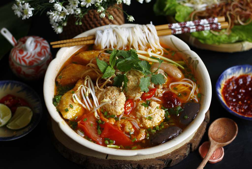 The perfect harmony of sweet crab broth, sour tomatoes, and a little touch of bold shrimp paste. It’s comforting, tangy, and absolutely delicious.