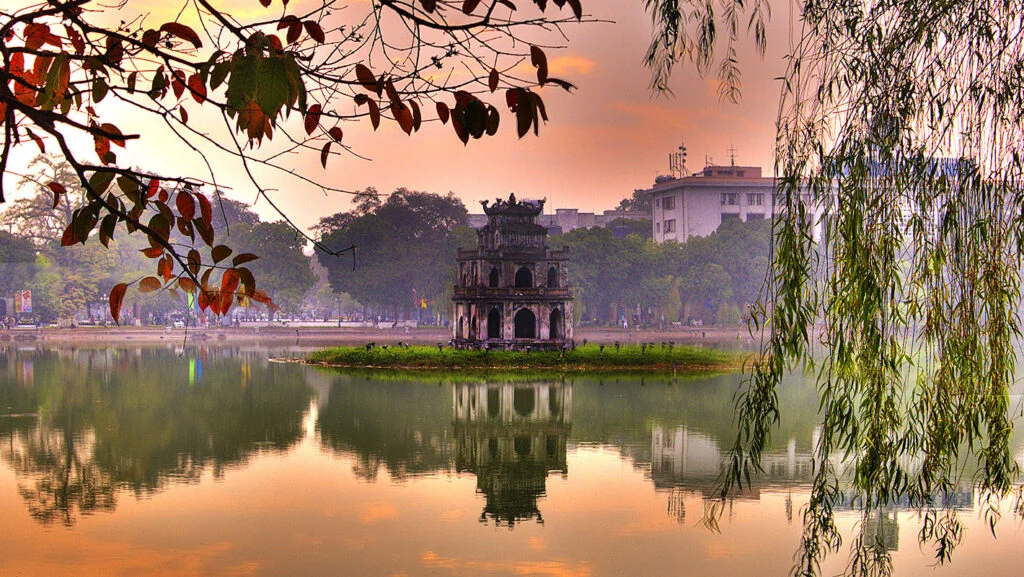 Hanoi just captures your heart in the most quiet way. The ancient streets, the moss-covered walls, and that unmistakable timeless charm.