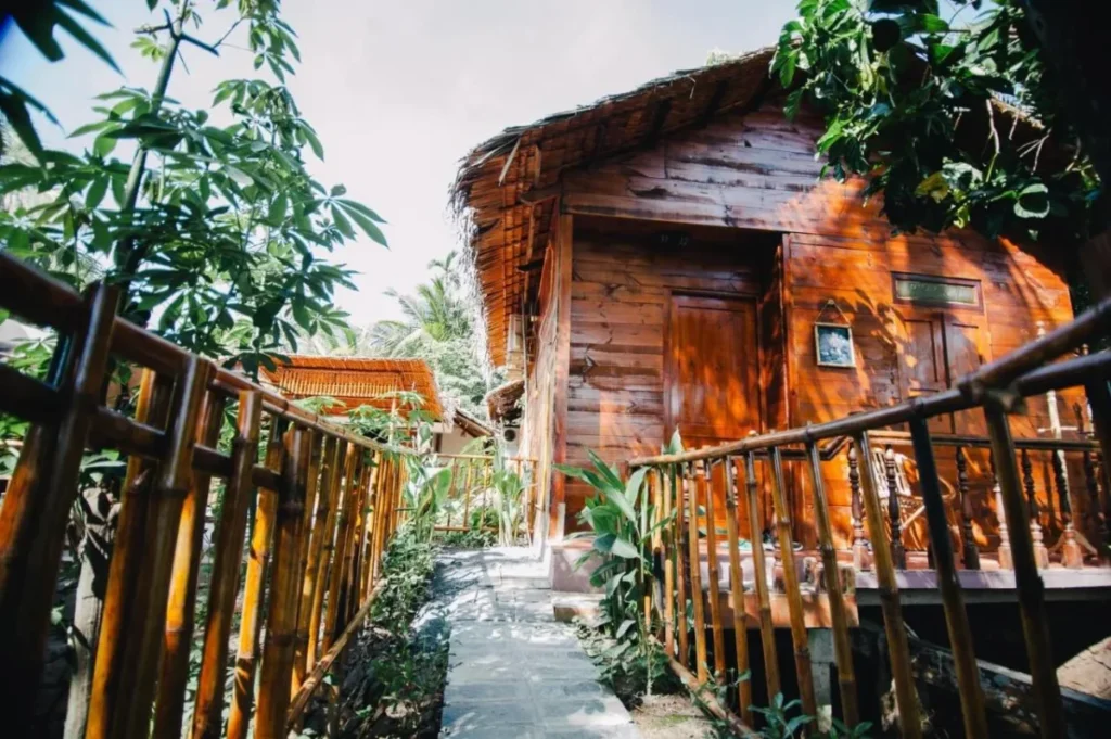 a deluxe homestay Ben Tre blends rustic charm with modern comfort