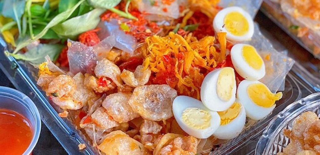 11. Banh Trang Tron – Vietnamese Rice Paper Salad