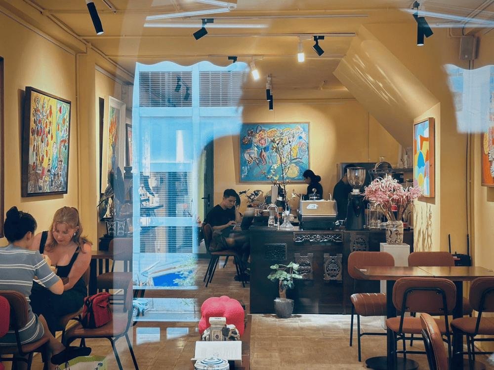 Many garden cafes serve as creative hubs where art, design, and coffee culture come together in inspiring surroundings.