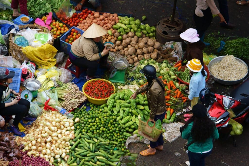The sensory experience is unforgettable. Bright colors, lively conversations, and the aroma of freshly prepared food create an atmosphere that reflects the city's energetic spirit