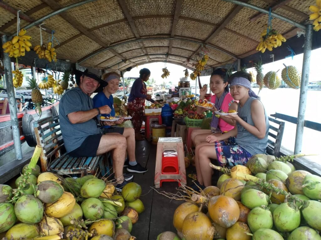  Fruit trees can grow continuously, producing harvests throughout much of the year. This allows local farms to offer visitors fresh produce almost every season.